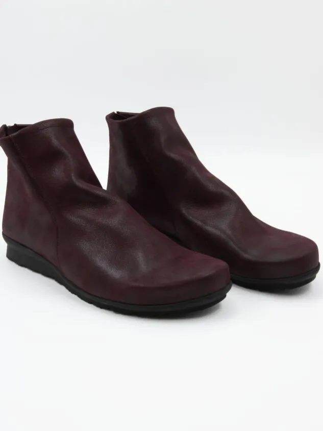 arche_ankle_boots_baryky__1-7.webp Arche ankle boots BARYKY Red