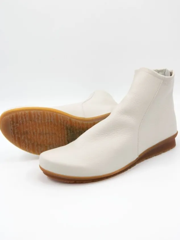 arche_ankle_boots_baryky__3-4.webp Arche ankle boots BARYKY Cream White