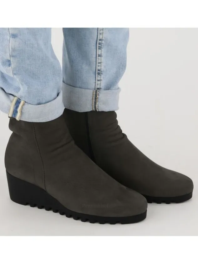 arche_ankle_boots_larazo__4-11.webp Arche ankle boots LARAZO Grey