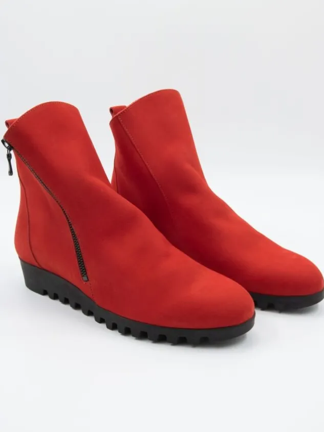 arche_ankle_boots_lomage__1-1.webp Arche ankle boots LOMAGE Red