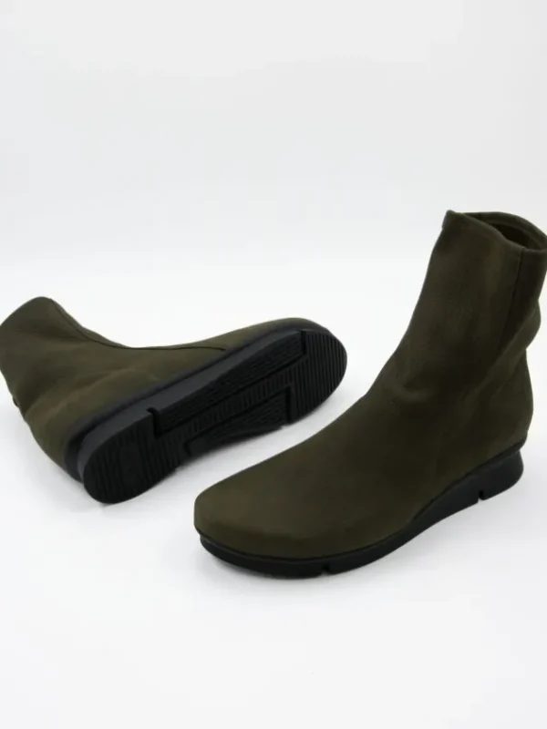 Arche ankle boots PADARO Green