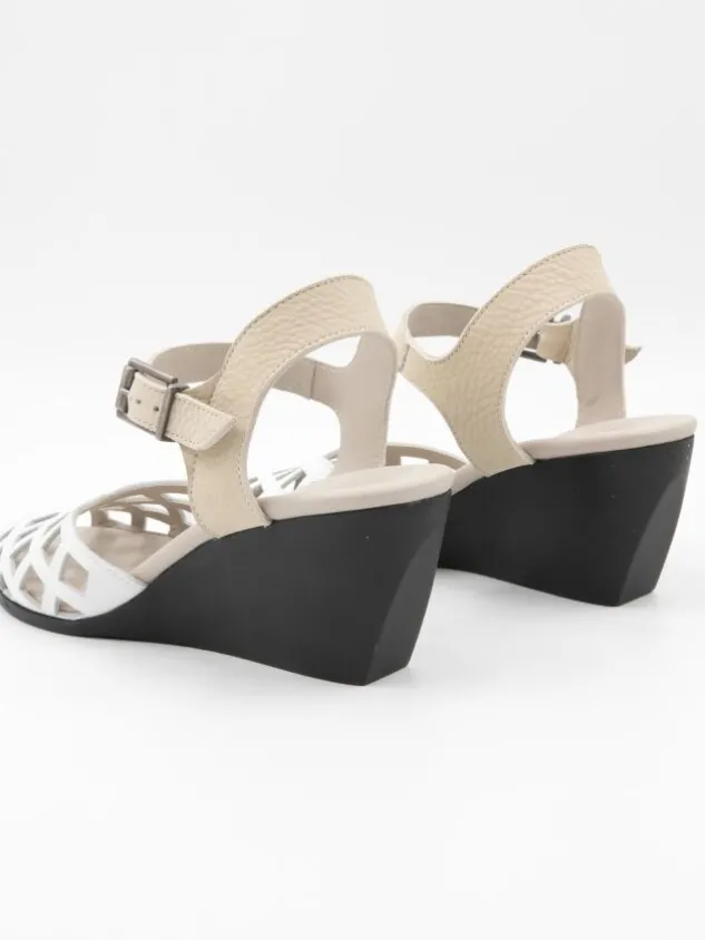 arche_pumps_egalaa_beige_2.webp Arche pumps EGALAA Beige