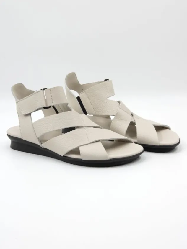 arche_sandals_aurbao_crea_1.webp Arche sandals AURBAO Cream White