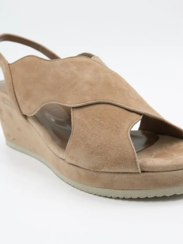 cervone_pumps__camel_4.webp Cervone pumps 450 Camel