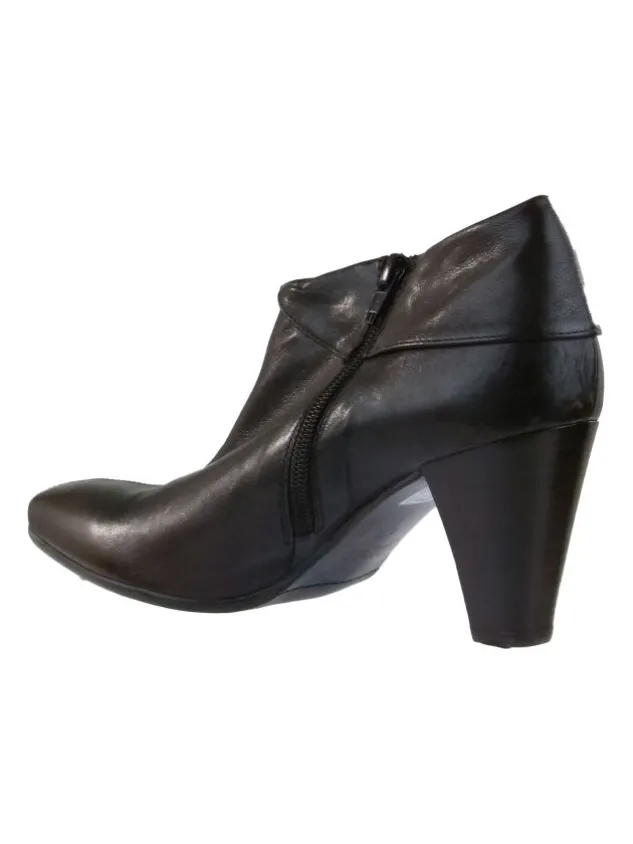 donna_carolina_loafers____1.webp Donna Carolina loafers 6.094.494_016 Brown
