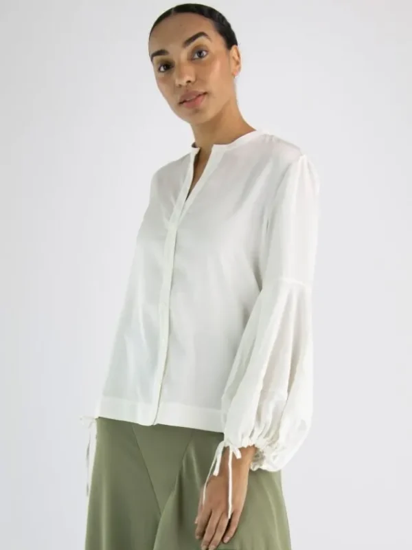 High blouses CALMING S50274 Cream White