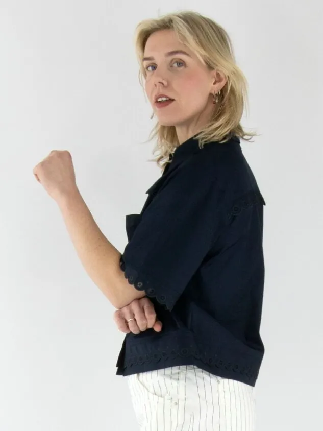 high_blouses_catchphraise_2.webp High blouses CATCHPHRAISE 750856 Blue