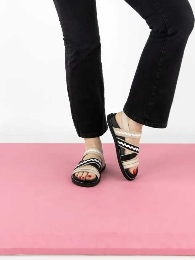 high_sandals_amicable__be_5.webp High sandals AMICABLE 991093 Beige