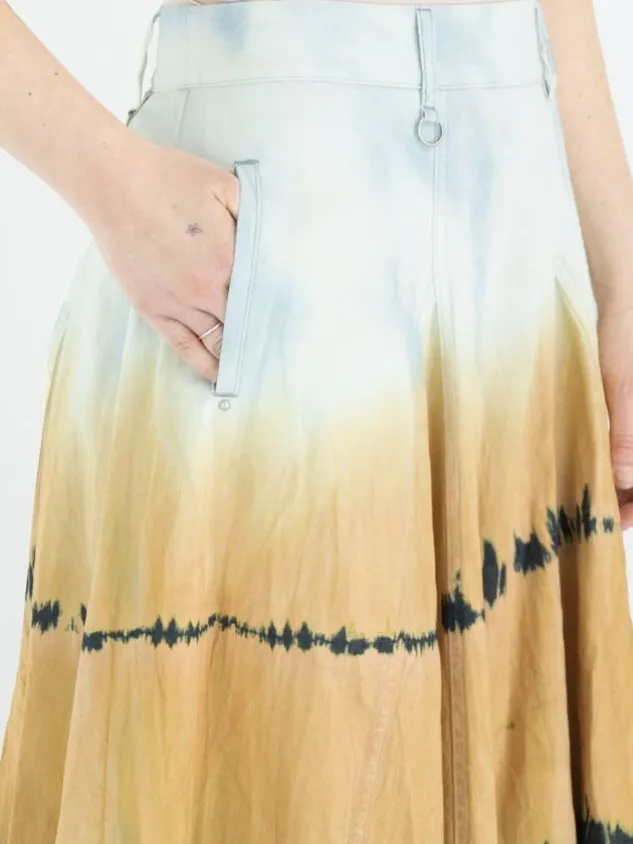 high_skirts_awaken__orang_7.webp High skirts AWAKEN 720448 Orange