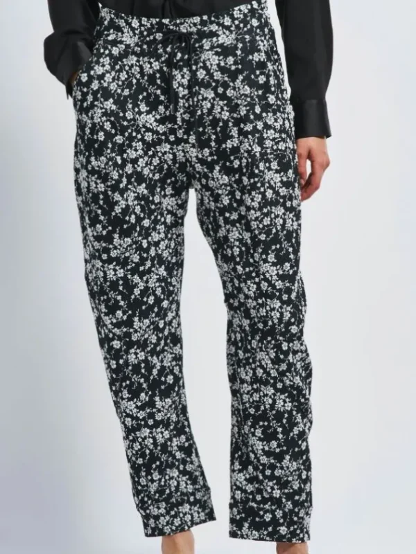 High trousers SCRUTINY S01822 Black