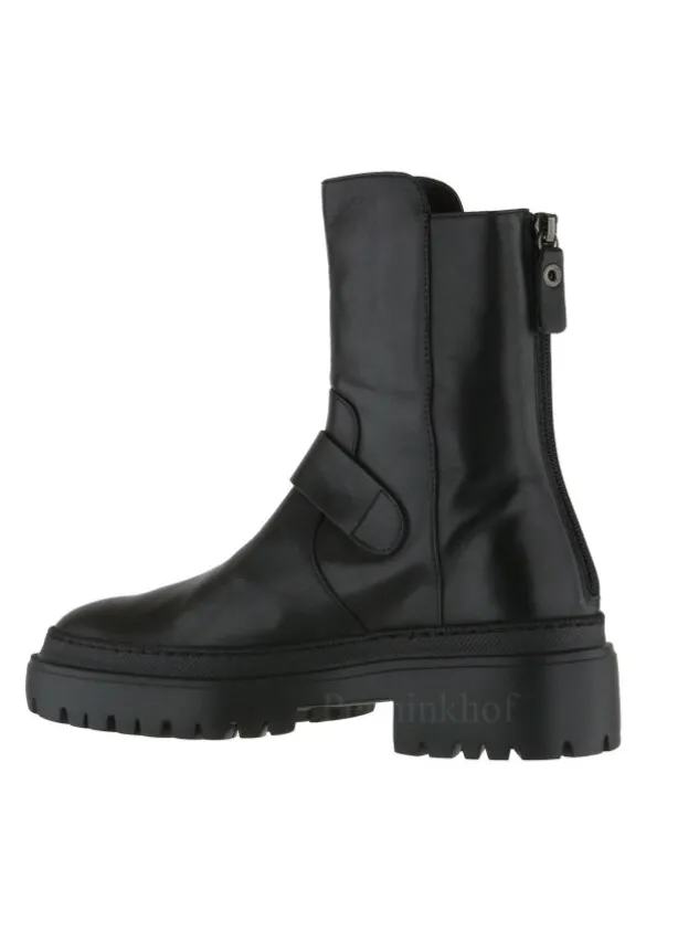 la_cabala_ankle_boots_lch_1-2.webp La Cabala ankle boots L720530CHSUSSY Black