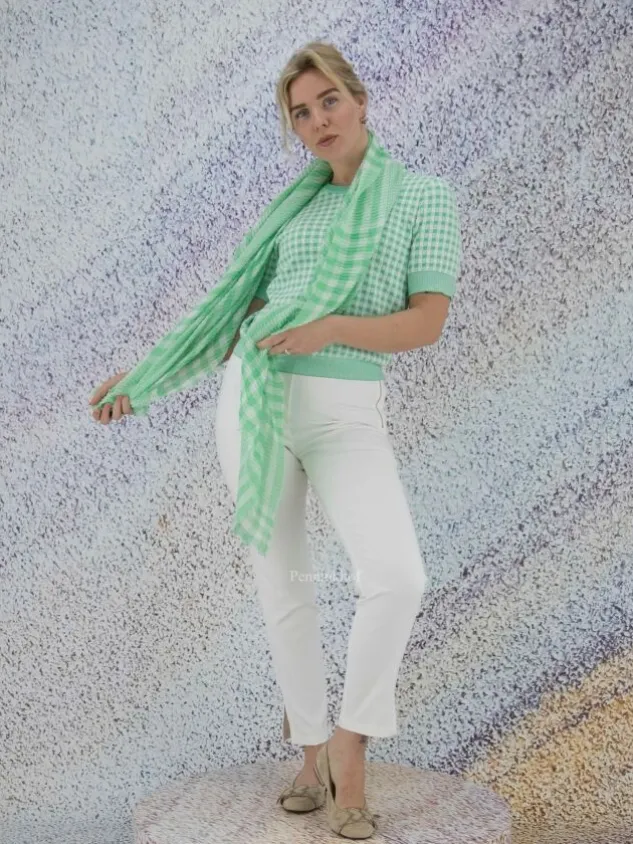 marc_cain__scarves_uc_b_z_1.webp Marc Cain scarves UC B4.03 Z10 Green