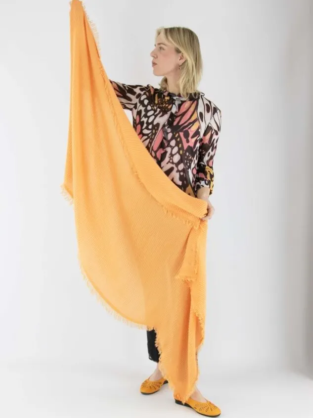 marc_cain__scarves_yc_b_z_2.webp Marc Cain scarves YC B4.03 Z70 Orange