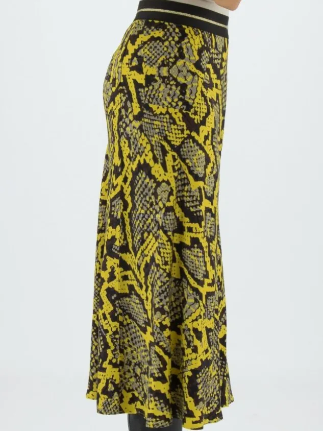 marc_cain__skirts_vs__w_y_4.webp Marc Cain skirts VS 71.10 W75 Yellow
