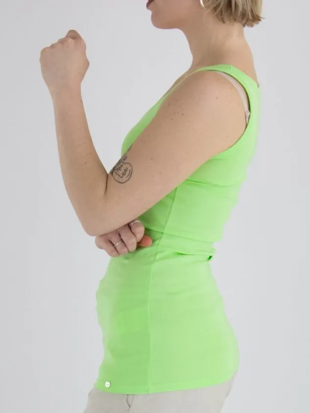 marc_cain__tops___j_green_2.webp Marc Cain tops ++ 61.15 J14 Green