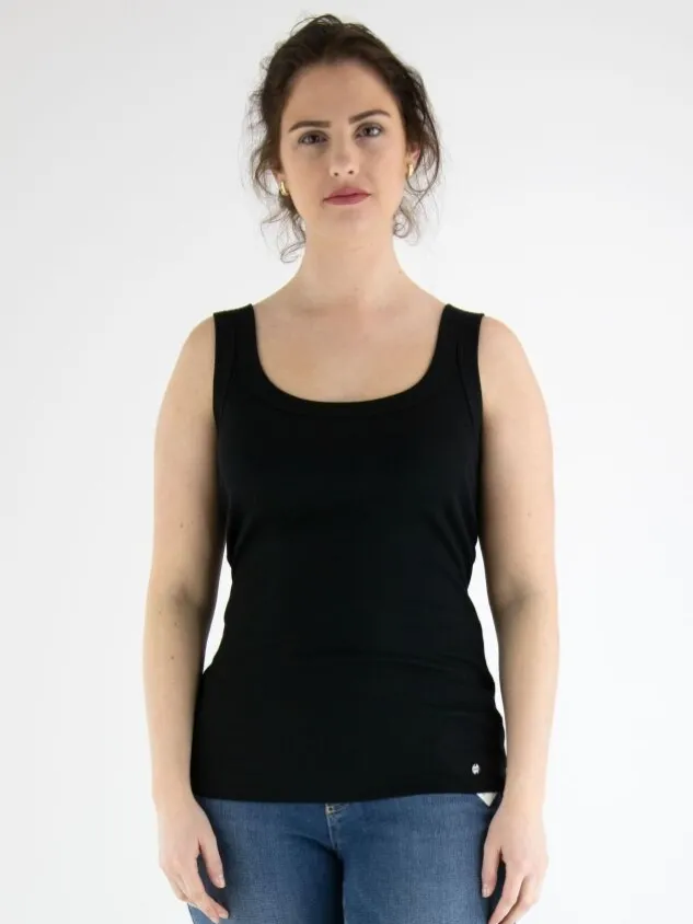 marc_cain__tops_e__j_blac_1.webp Marc Cain tops +E 61.25 J50 Black