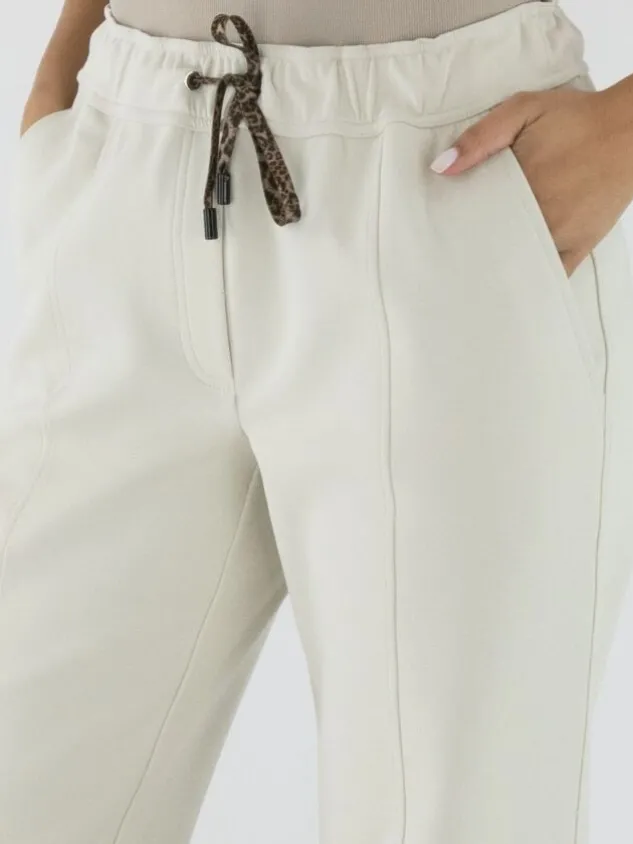 marc_cain__trousers_ys__j_8-4.webp Marc Cain trousers YS 81.37 J17 Beige