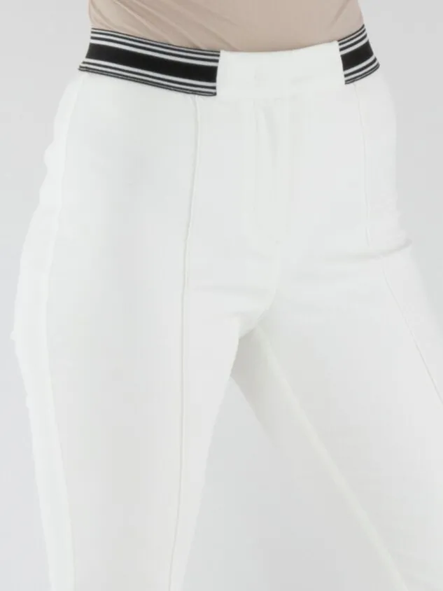 marc_cain__trousers_ys__w_7-1.webp Marc Cain trousers YS 81.12 W08 Cream White