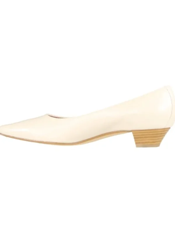 Voltan pumps 3890 Cream White
